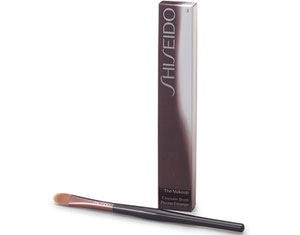 shiseido-makeup-concealer-brush